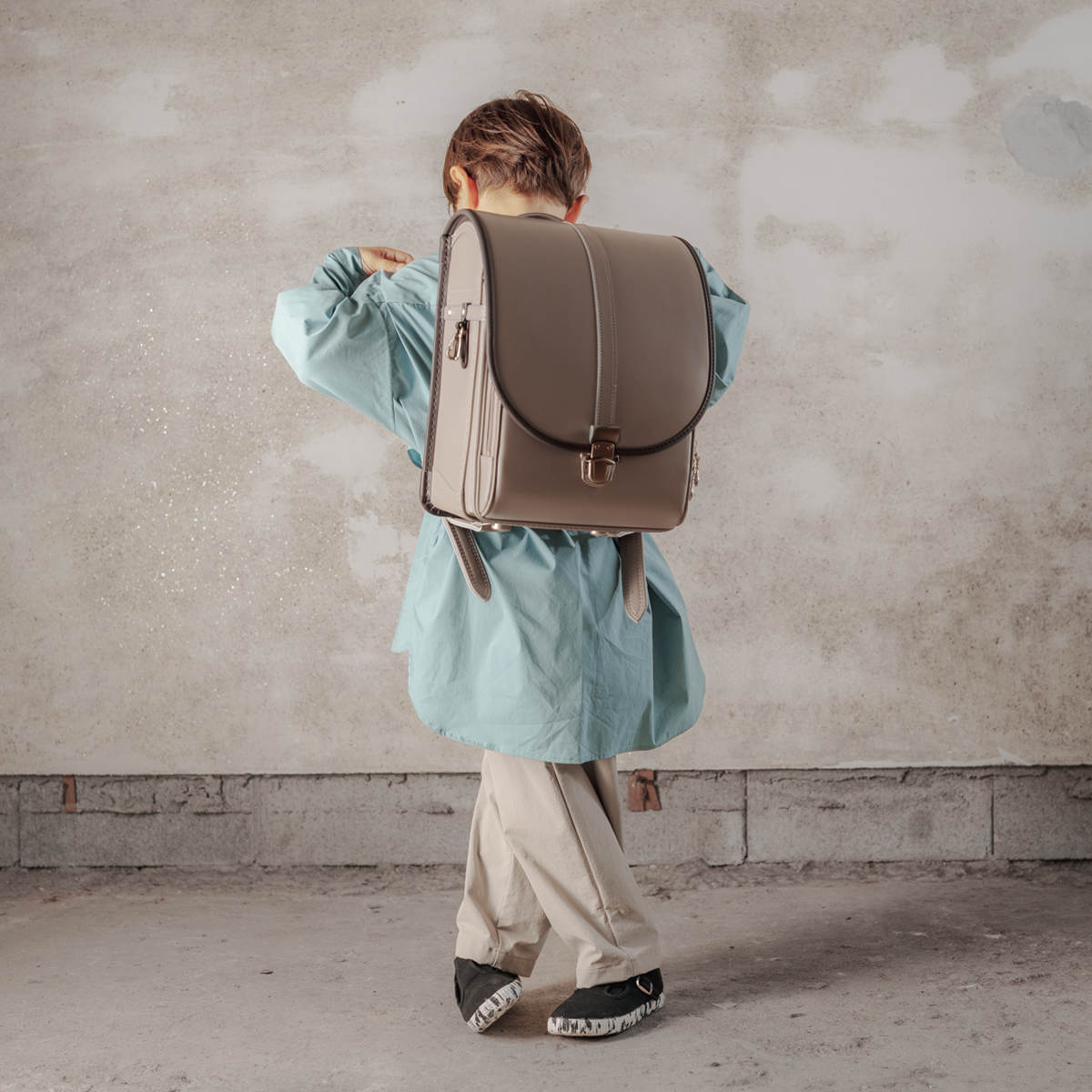 【3月1日販売開始】Oeuf+ランドセル - Smoke Brown(スモークブラウン×チョコ)