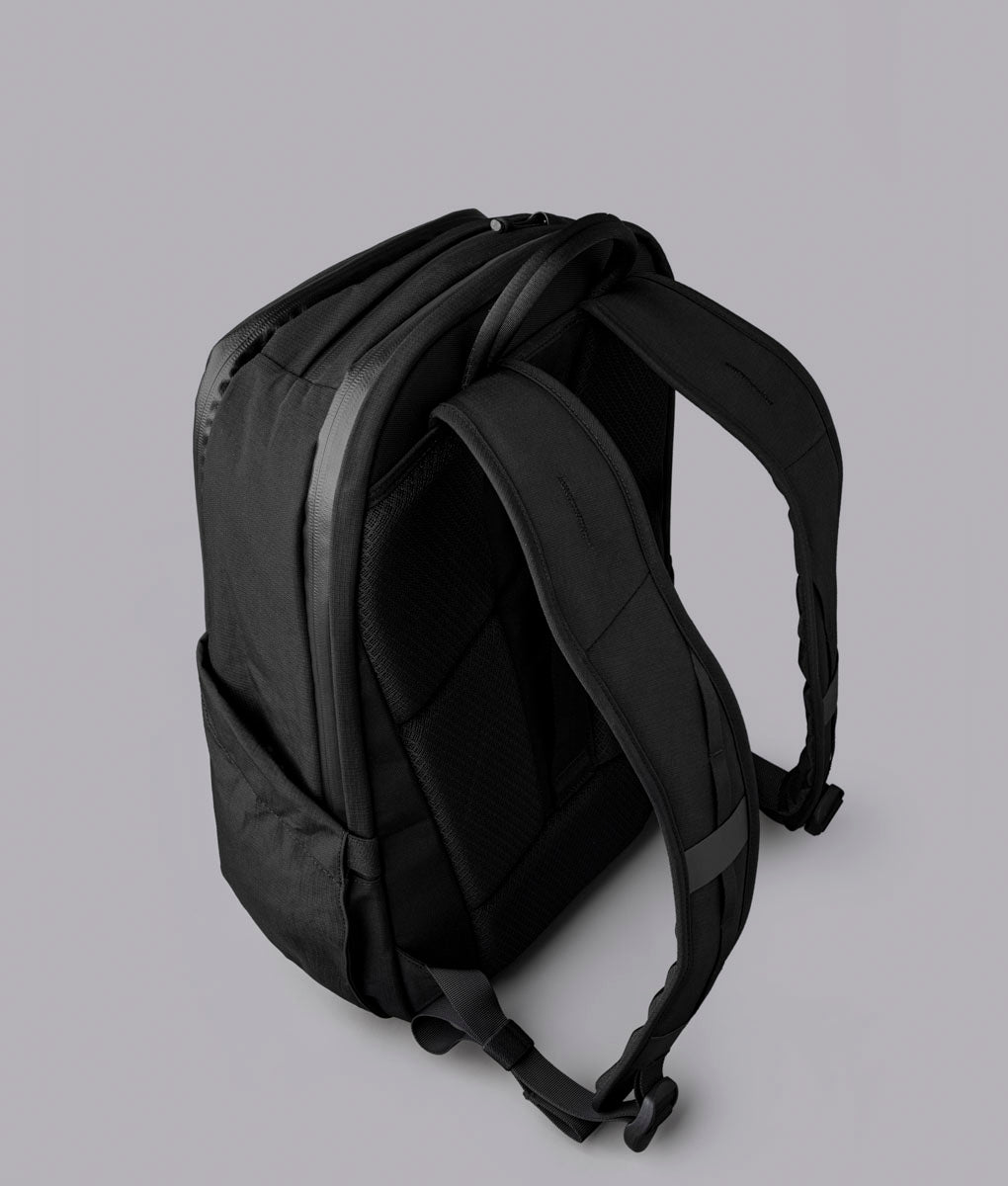 ALPAKA（アルパカ）　ELEMENTS BACKPACK PRO AXOFLUX