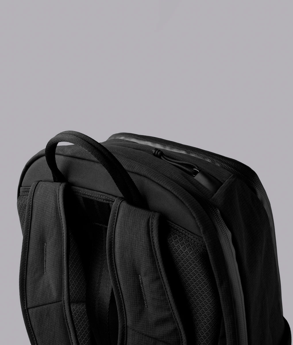 ALPAKA（アルパカ）　ELEMENTS BACKPACK PRO AXOFLUX