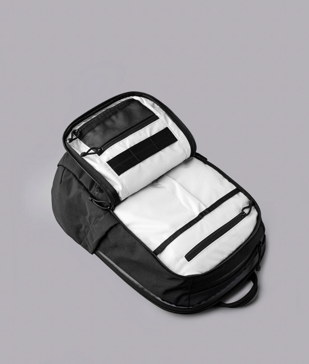 ALPAKA（アルパカ）　ELEMENTS BACKPACK PRO AXOFLUX
