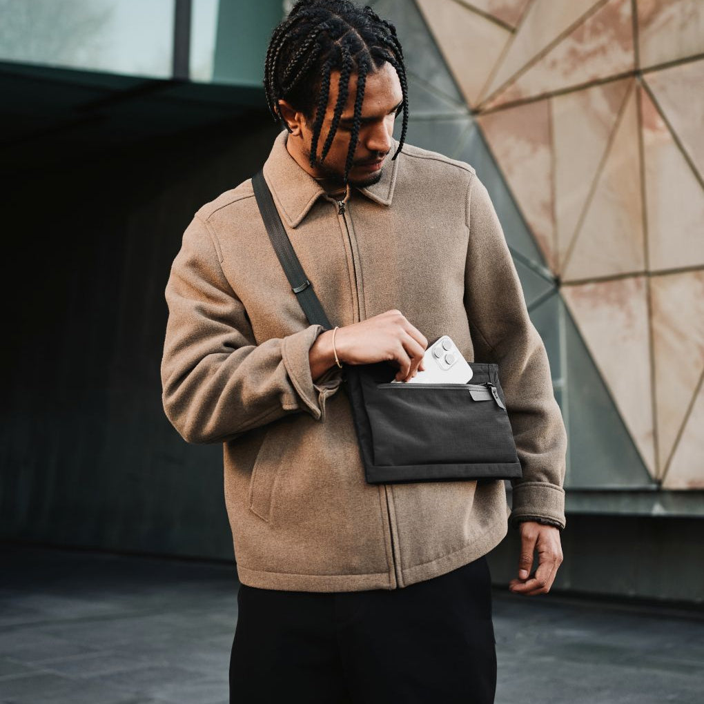 ALPAKA（アルパカ）　ZIP POUCH MAX V2