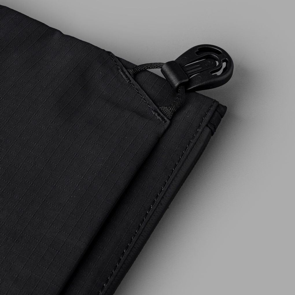 ALPAKA（アルパカ）　ZIP POUCH MAX V2