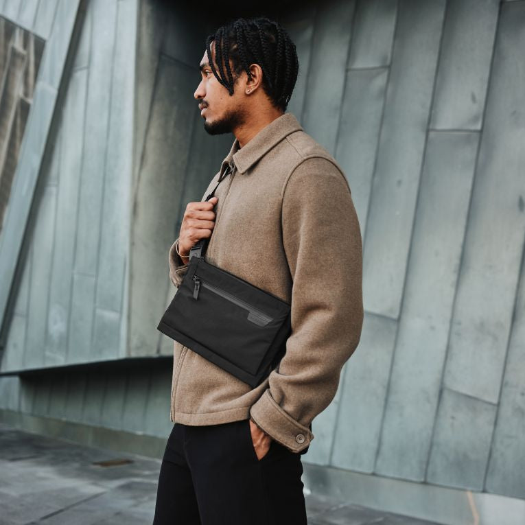 ALPAKA（アルパカ）　ZIP POUCH MAX V2