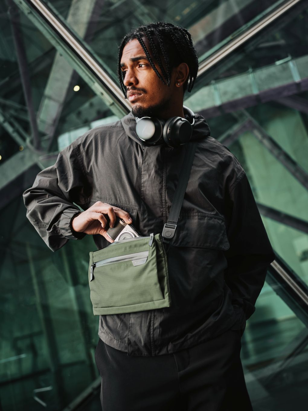 ALPAKA（アルパカ）　ZIP POUCH MAX V2
