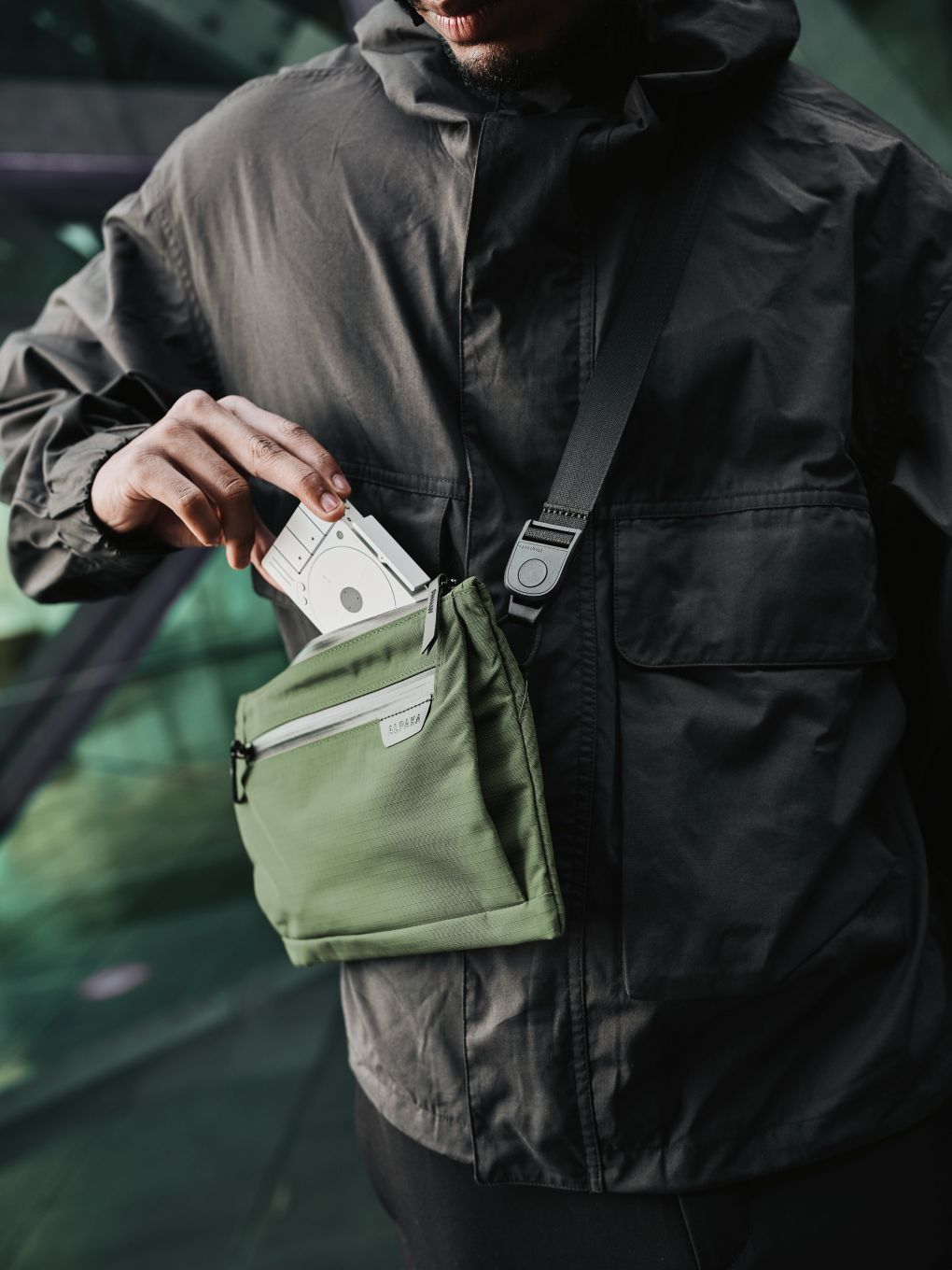 ALPAKA（アルパカ）　ZIP POUCH MAX V2