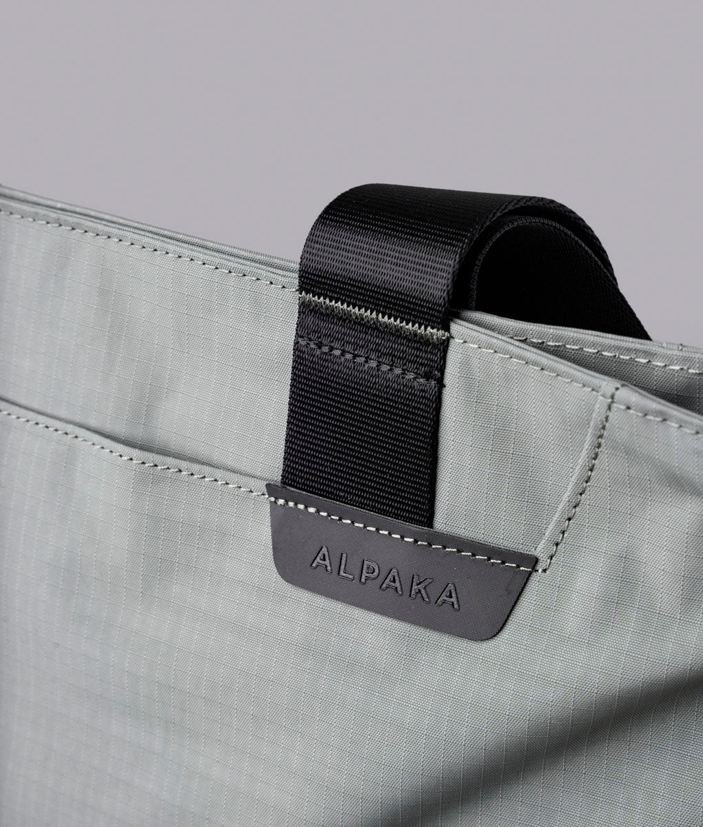 ALPAKA（アルパカ）　ELEMENTS TOTE | Mサイズ