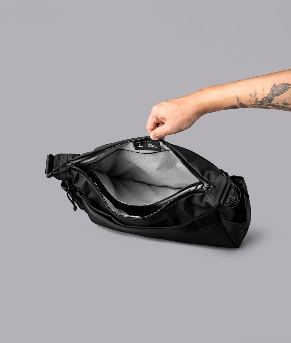 ALPAKA（アルパカ）　FLIGHT SATCHEL