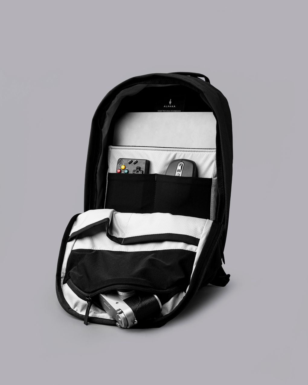 ALPAKA（アルパカ）　METRO BACKPACK AXOFLUX 400D